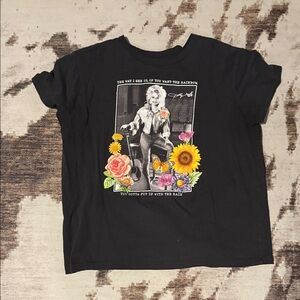 Dolly T-shirt